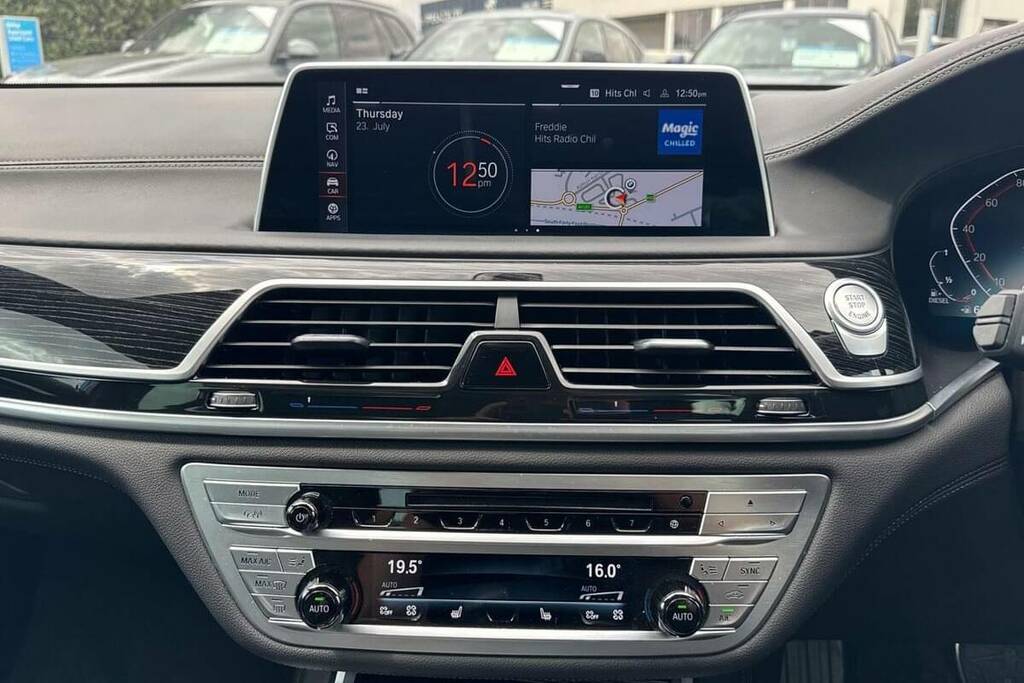 BMW 7 Series 730D Mht M Sport Black #8