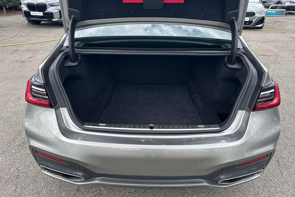 BMW 7 Series 730D Mht M Sport Black #13