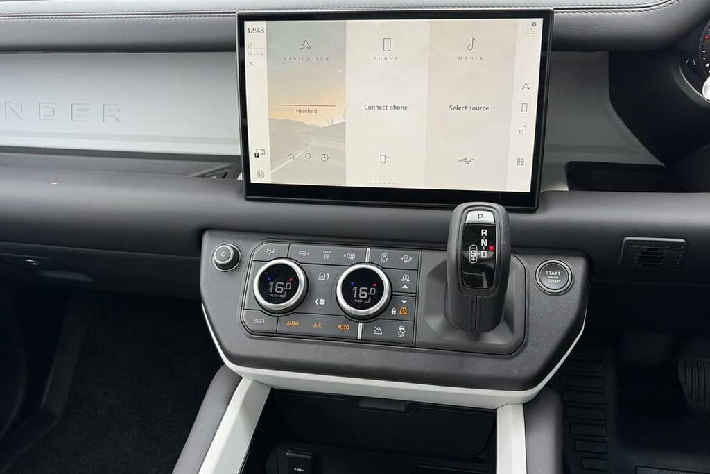 Land Rover Defender 90 3.0 D250 X-dynamic Hse 90 Blue #6