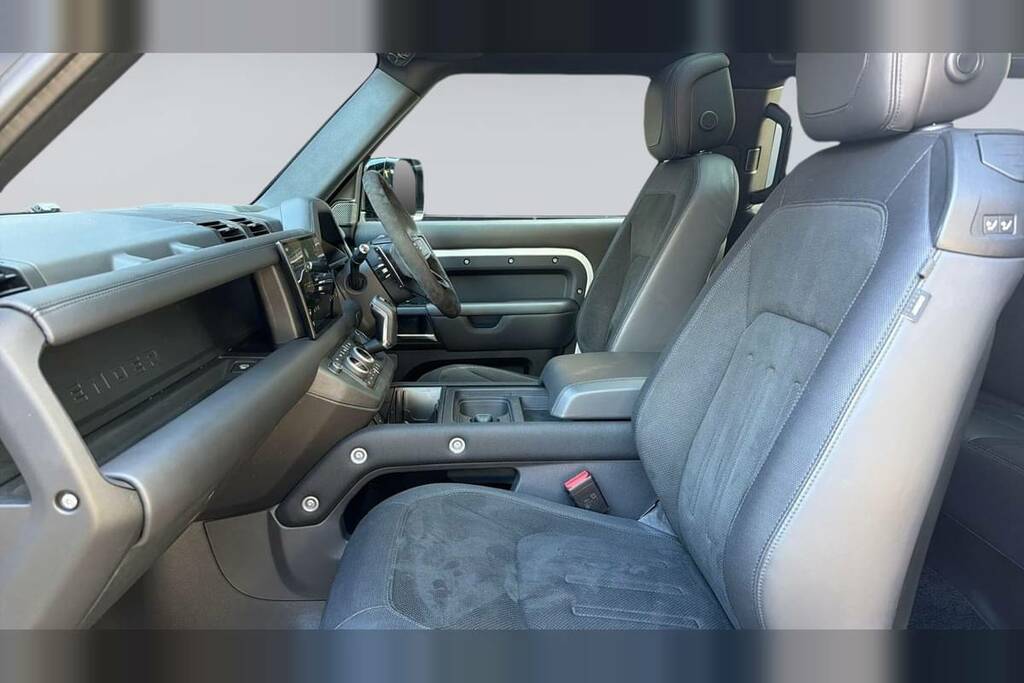 Land Rover Defender 90 5.0 P525 V8 90 White #3