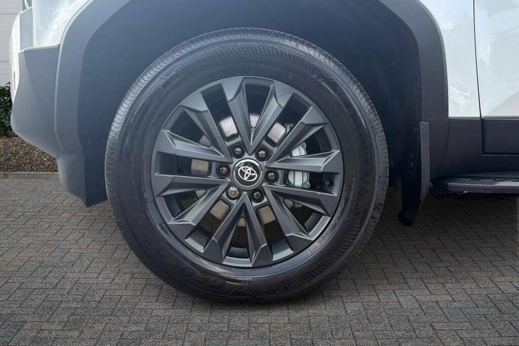 Toyota Land Cruiser 2.8 D-4d 48V 205 Invincible Pan Rf5 St White #6