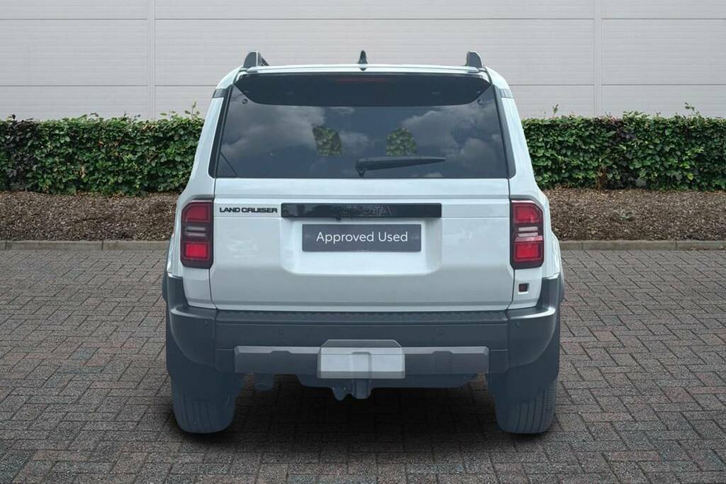 Toyota Land Cruiser 2.8 D-4d 48V 205 Invincible Pan Rf5 St White #4
