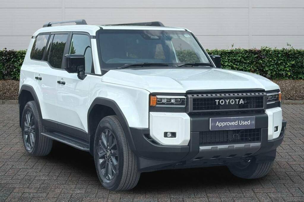 Toyota Land Cruiser 2.8 D-4d 48V 205 Invincible Pan Rf5 St White