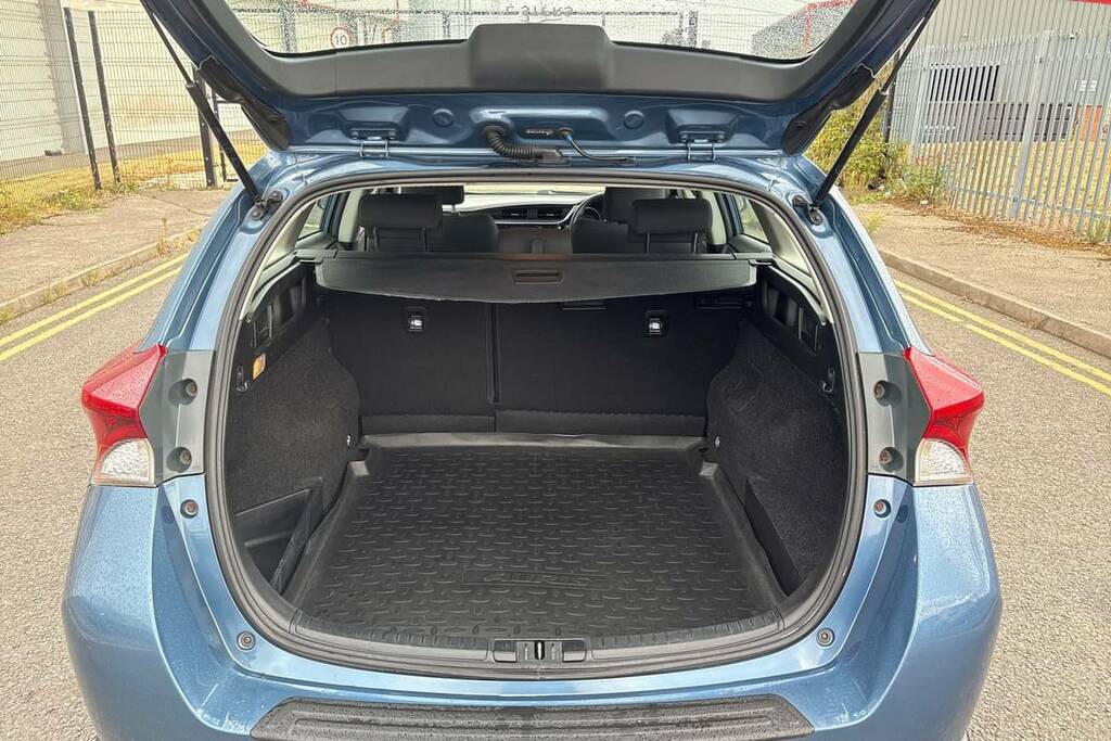 Toyota Auris 1.8 Hybrid Icon Tech Tss Cvt Blue #2