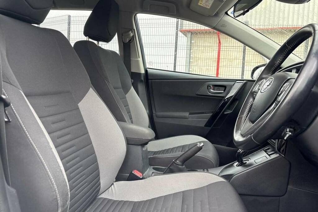 Toyota Auris 1.8 Vvt Blue #42