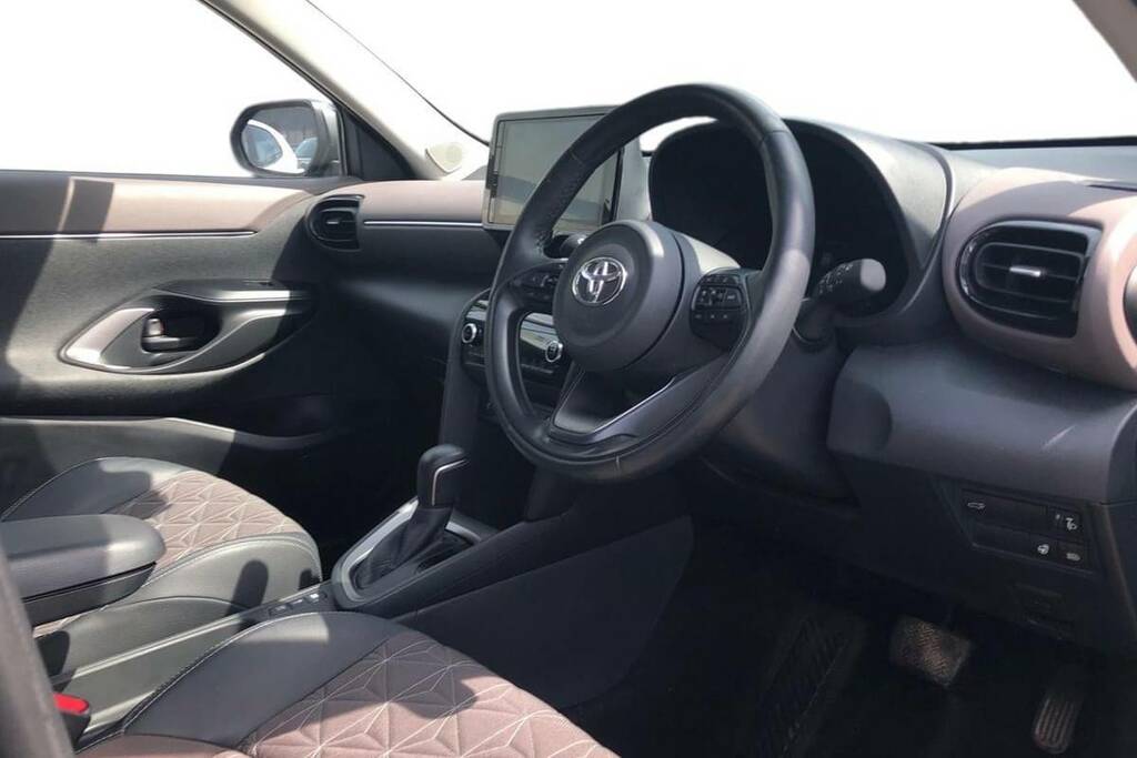 Toyota Yaris Cross Excel Grey #14