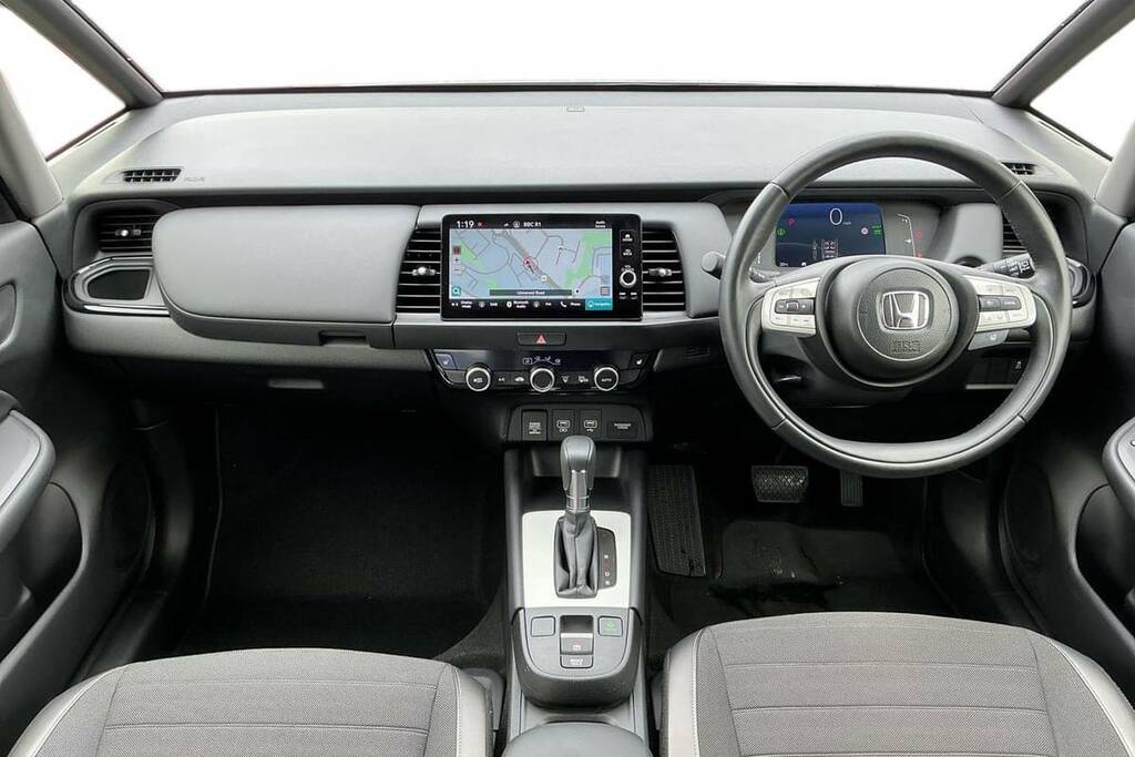 Honda Jazz Hat 1.5 I-mmd Hbd Advance Ecvt Black #17