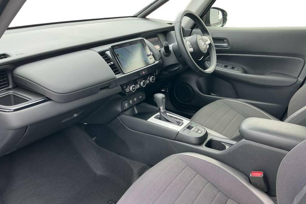Honda Jazz Hat 1.5 I-mmd Hbd Advance Ecvt Black #16
