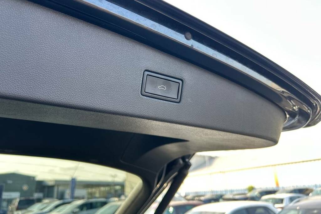 Volkswagen Tiguan Allspace 1.5 Tsi Elegance Dsg Black #5