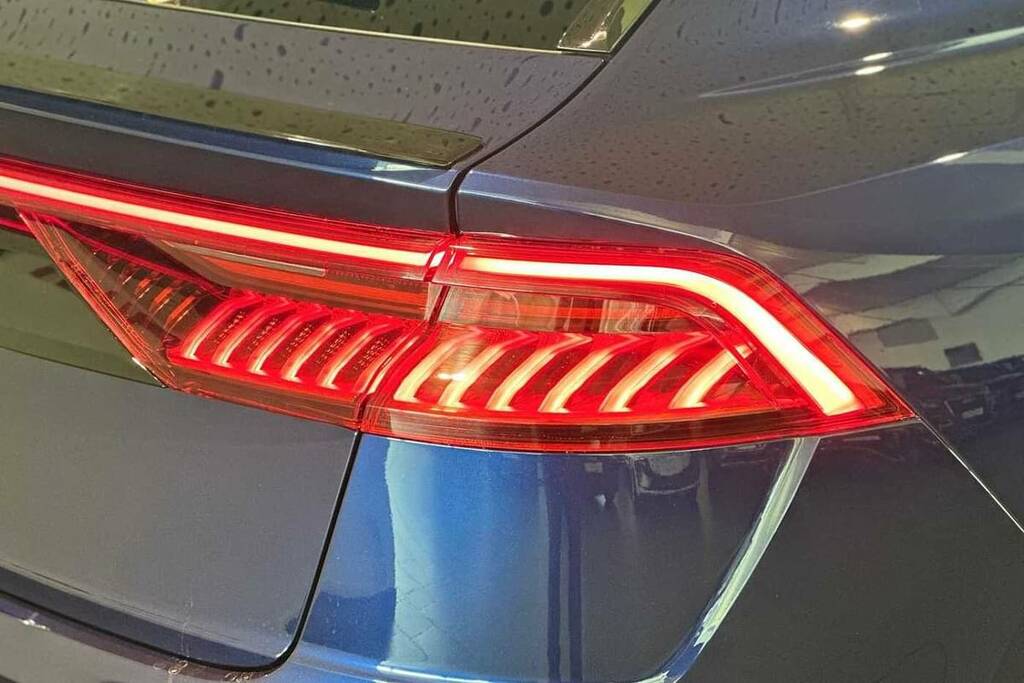 Audi Q8 Sq8 Tfsi Quattro Black Edition Tiptronic Black #26
