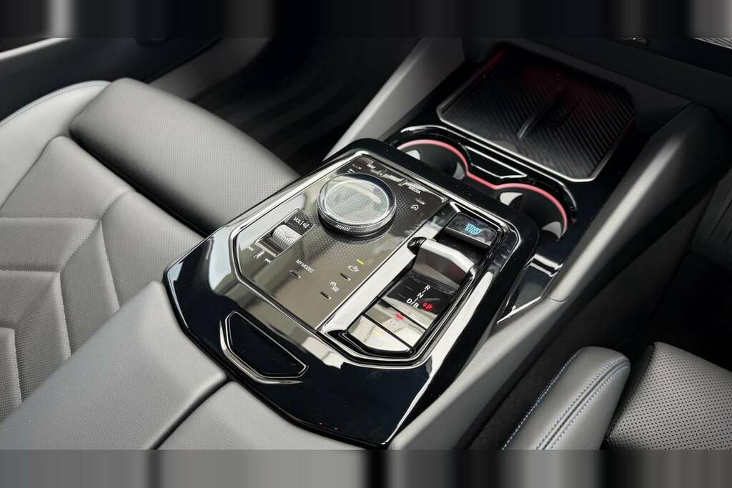 BMW i5 I5 Edrive40 M Sport Saloon #11