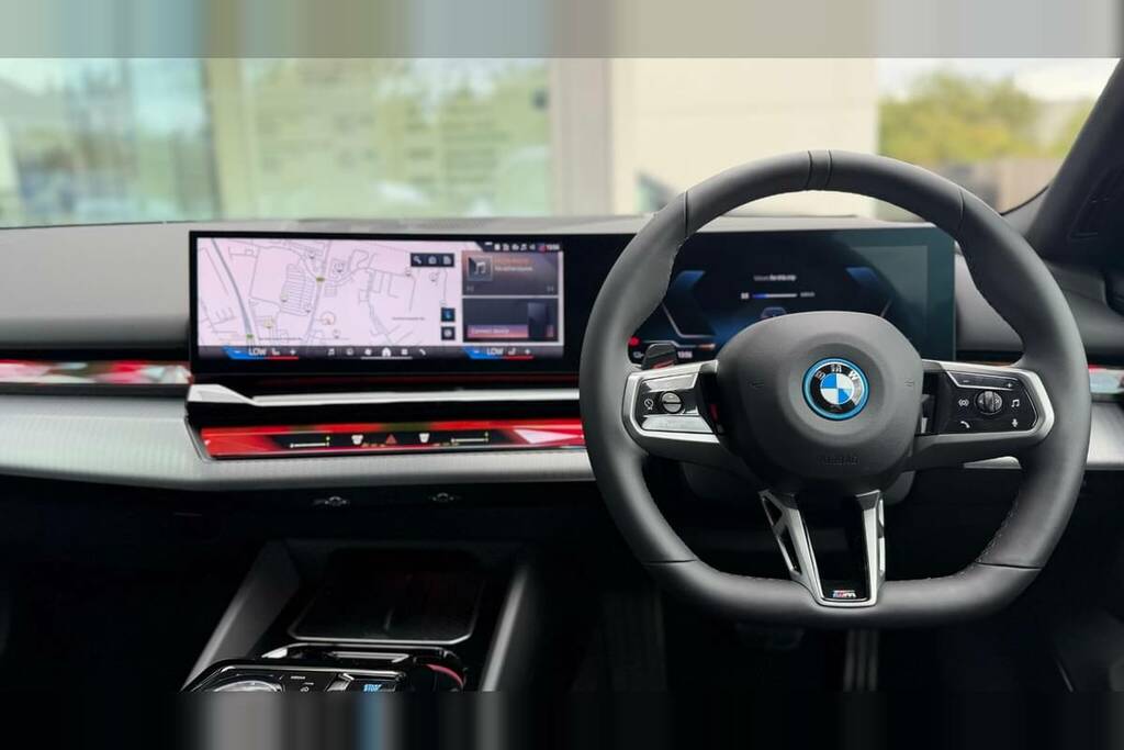 BMW i5 250Kw Edrive40 M Sport Pro 84Kwh Grey #6