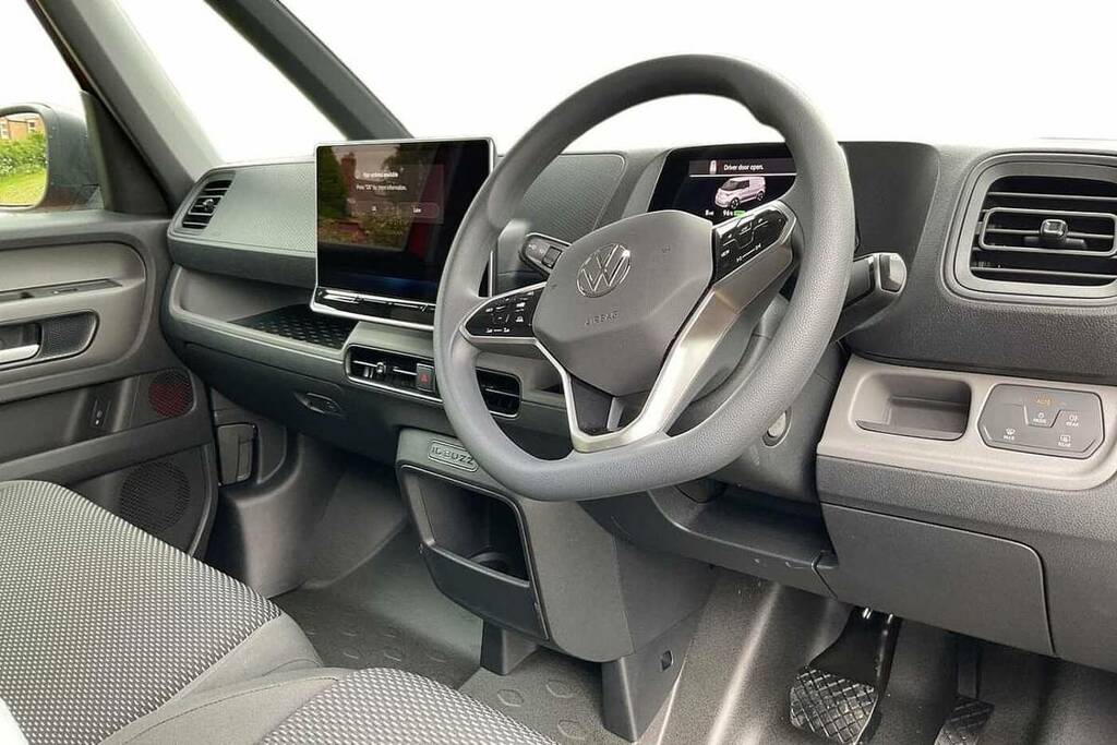 Volkswagen ID.Buzz 125Kw Commerce 59Kwh Red #6