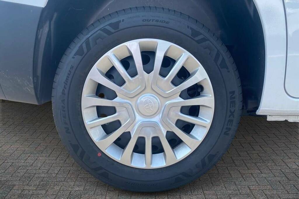 Toyota Proace City 1.5D 100 Icon Van White #6
