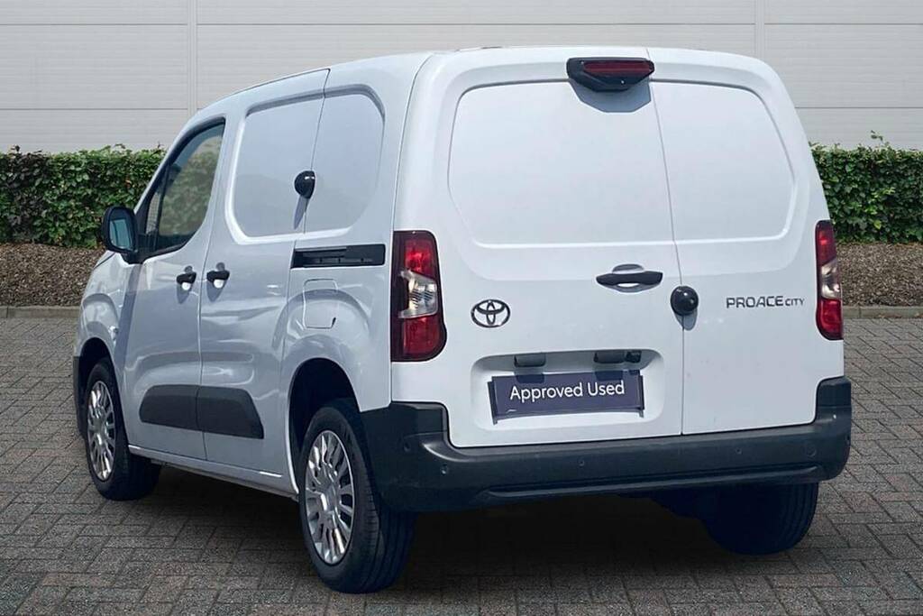 Toyota Proace City 1.5D 100 Icon Van White #2