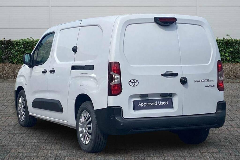 Toyota Proace City Icon Van 50Kwh White #2