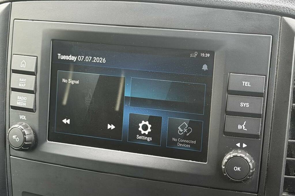 Mercedes-Benz Vito 114Cdi Progressive Van 9G-tronic YC71NKX White #3