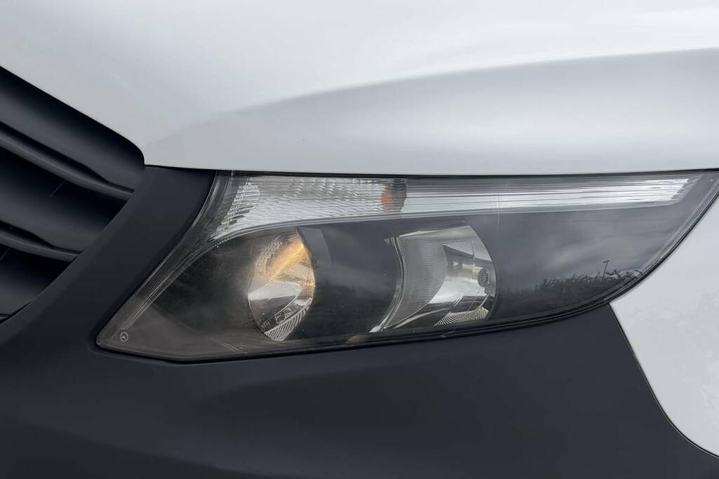 Mercedes-Benz Vito 114Cdi Progressive Van 9G-tronic YC71NKX White #5