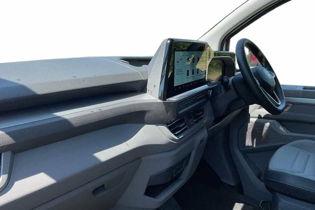 Volkswagen Transporter Shuttle 210Kw 65Kwh Minibus Style 5 Plus White #2
