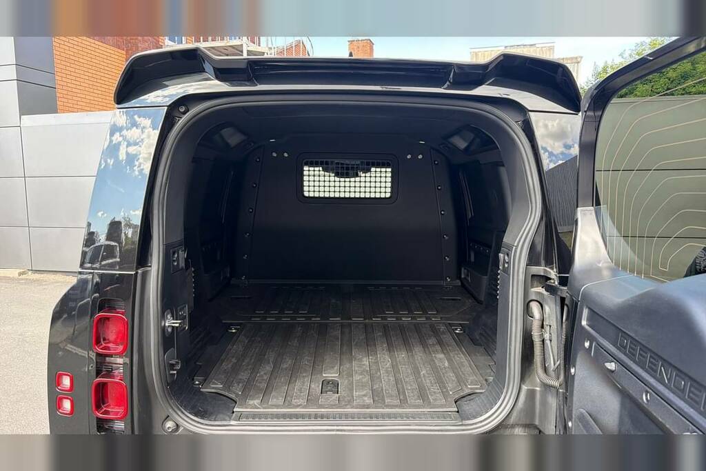 Land Rover Defender 110 3.0 D250 Hard Top X-dynamic Se Black #2