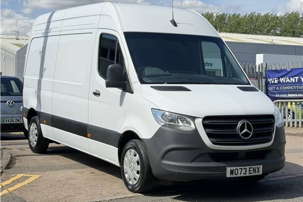 Mercedes-Benz Sprinter 3.5T H1 Premium Van White