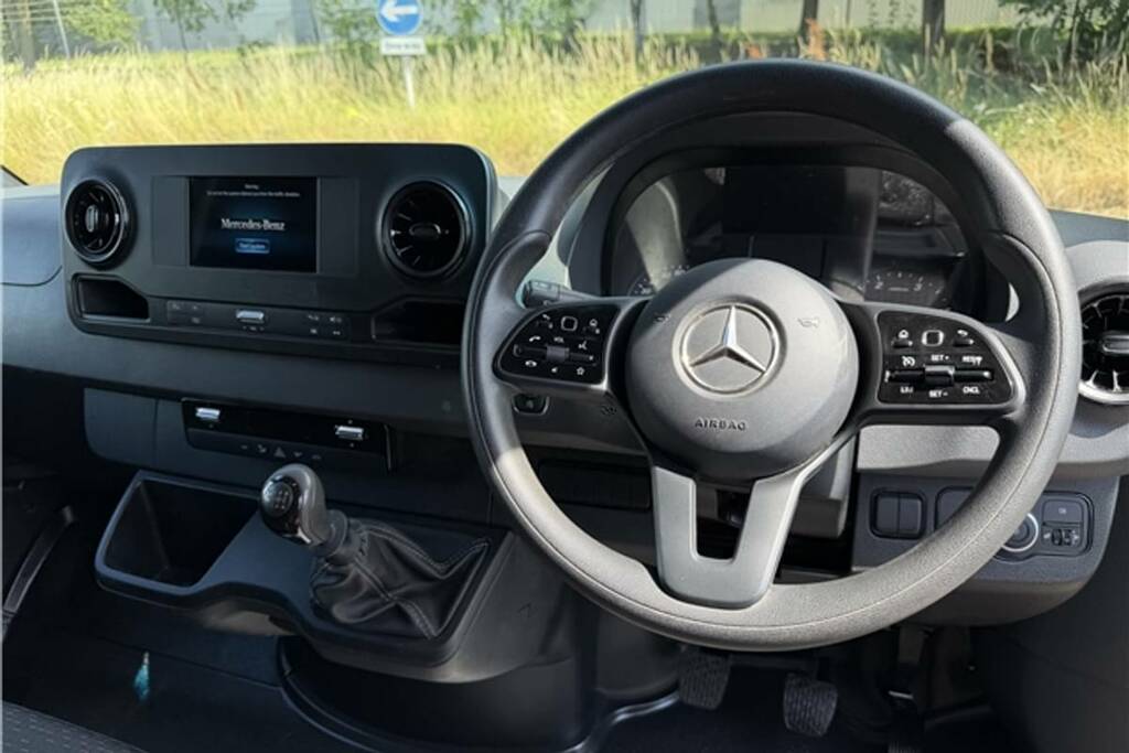 Mercedes-Benz Sprinter 2.0 315 Cdi Progressive Lwb Rwd L3 H2 150 Bhp Eur White #8
