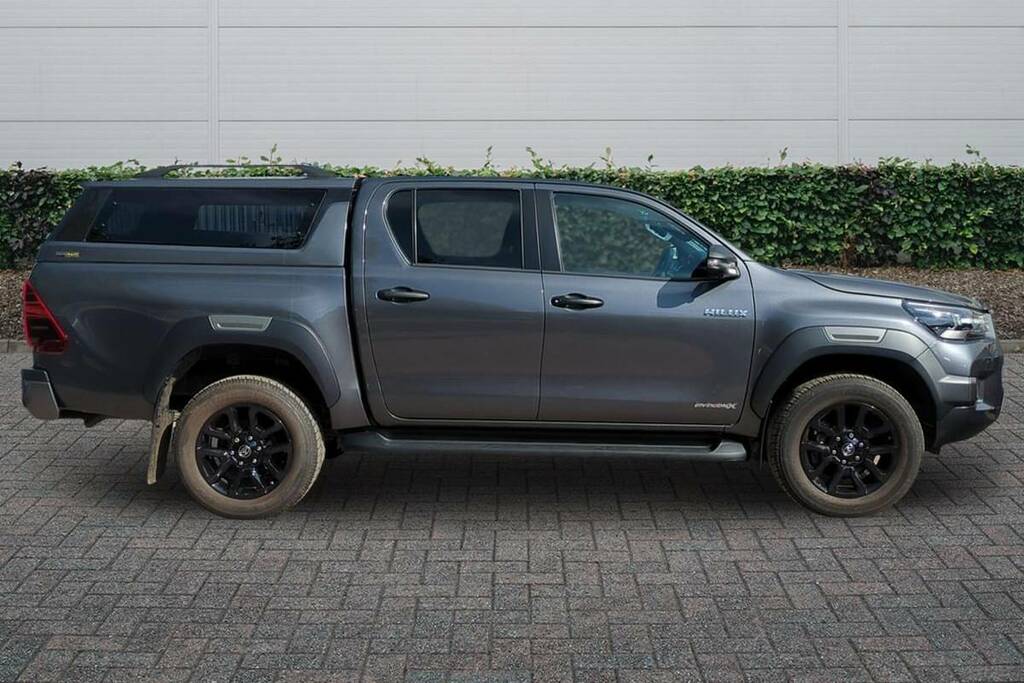 Toyota HILUX Invincible X Dcab Pick Up 2.8 D 48V VK25OHT Grey #5