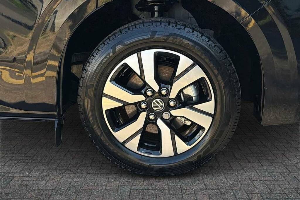 Volkswagen E-Transporter 100Kw 65Kwh Commerce Pro Van Black #4