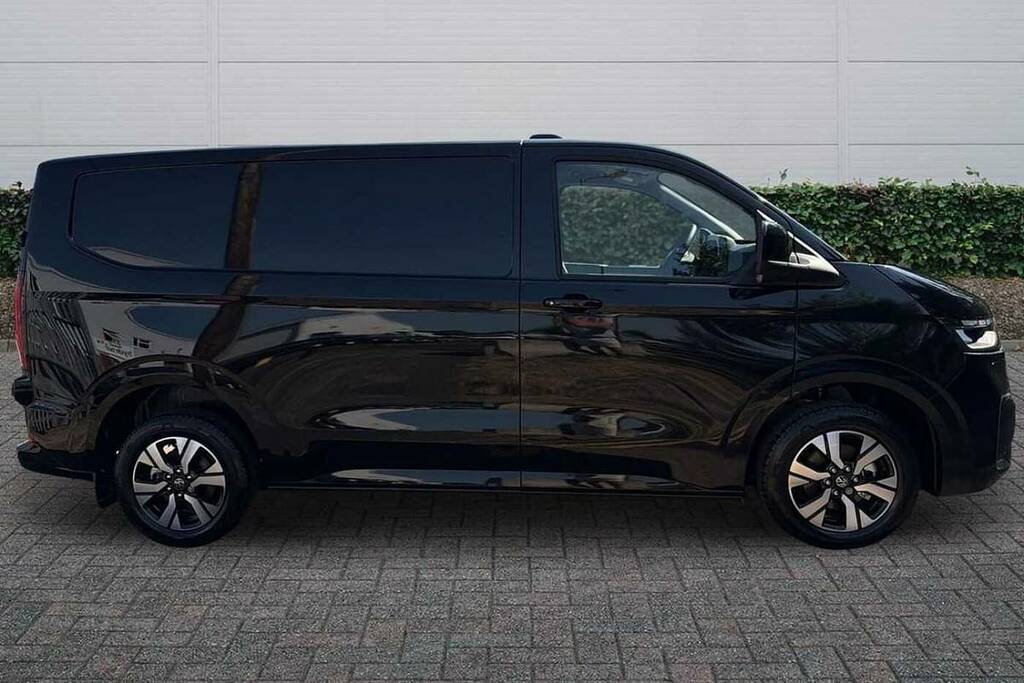 Volkswagen E-Transporter 100Kw 65Kwh Commerce Pro Van Black #3
