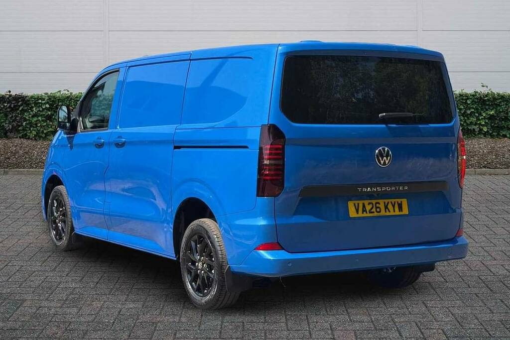 Volkswagen Transporter 2.0 Tdi 150 Commerce Pro Van 5 Plus VA26KYW Blue #3