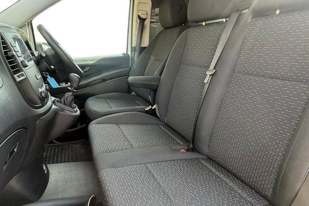 Mercedes-Benz Vito 2.0 114 Cdi Select Tourer G-tronic L3 Euro 6 Ss Grey #25