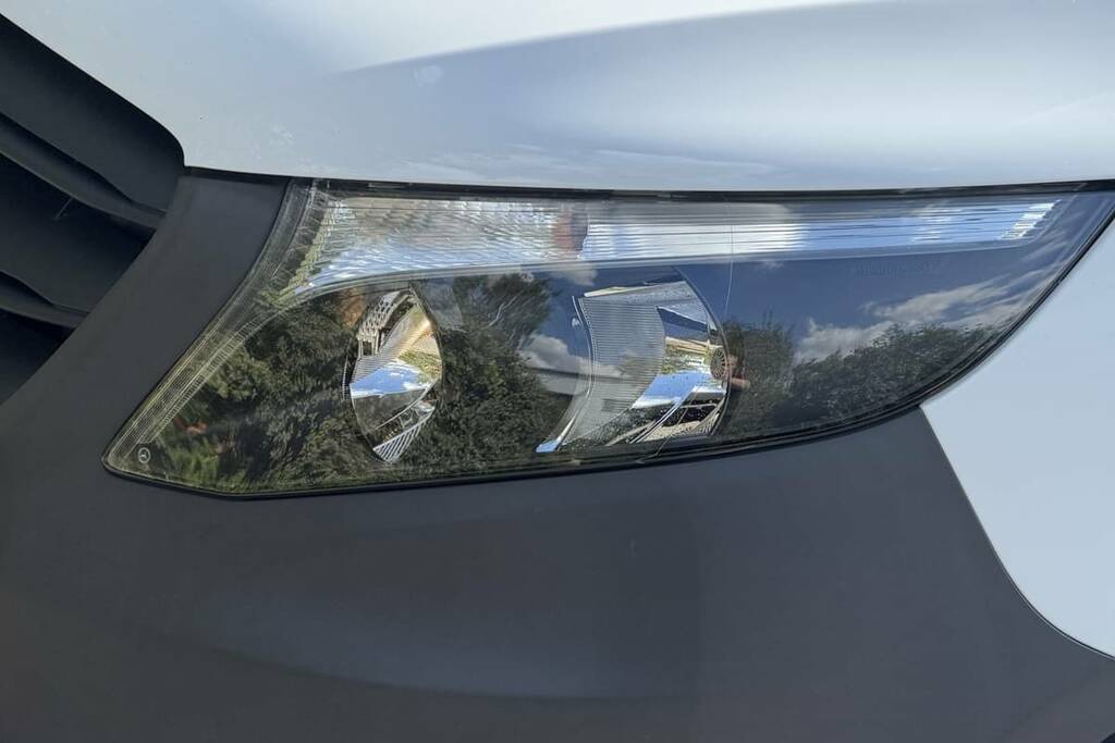 Mercedes-Benz Vito 114Cdi Progressive Van 9G-tronic White #6