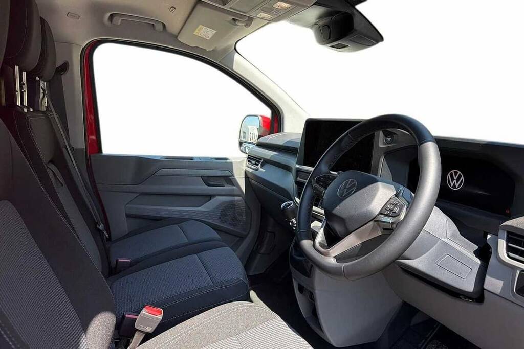 Volkswagen Transporter 2.0 Tdi 110 Commerce Plus Van 5 Plus VA26MZG Red #6