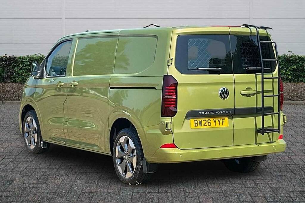 Volkswagen Transporter 2.0 Tdi 170 Commerce Pro Van 5 Plus BW26YYF Green #3