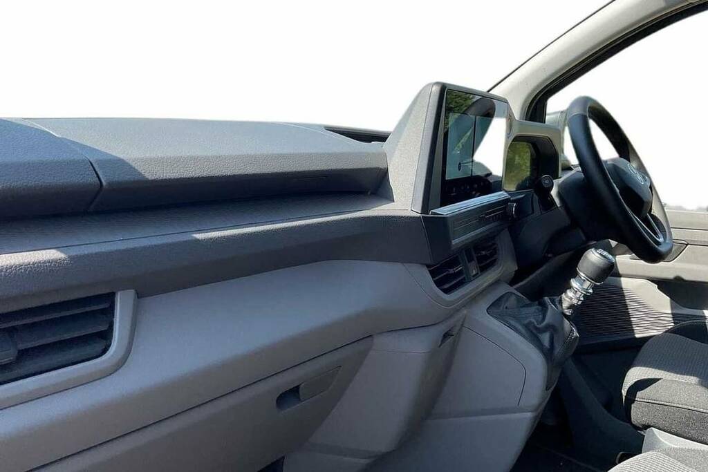 Volkswagen Transporter 2.0 Tdi 150 Commerce Plus Van 5 Plus BW26YYA #2
