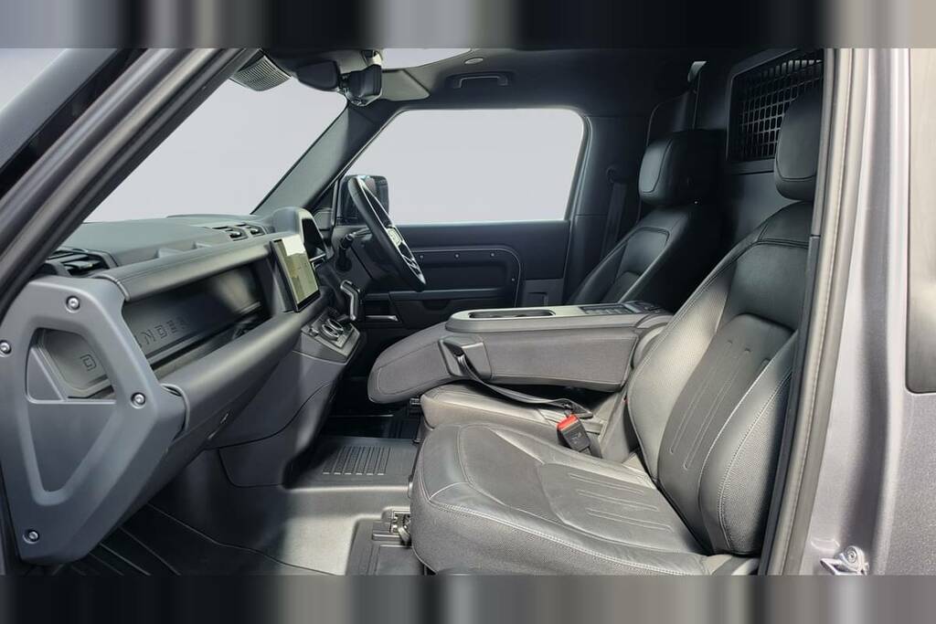 Land Rover Defender 90 3.0 D300 Hard Top X FP24YJY Grey #3