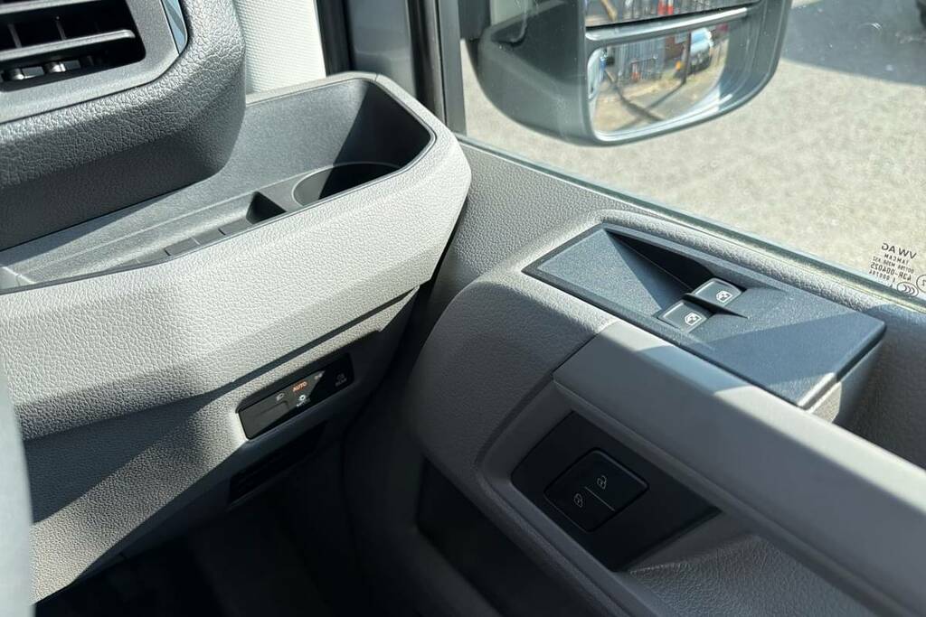 Volkswagen Crafter 2.0 Tdi 140Ps Commerce High Roof Van Silver #6