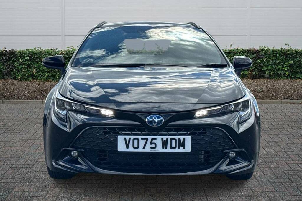 Toyota Corolla 1.8 Vvt-i Hybrid 140 Commercial Black #3