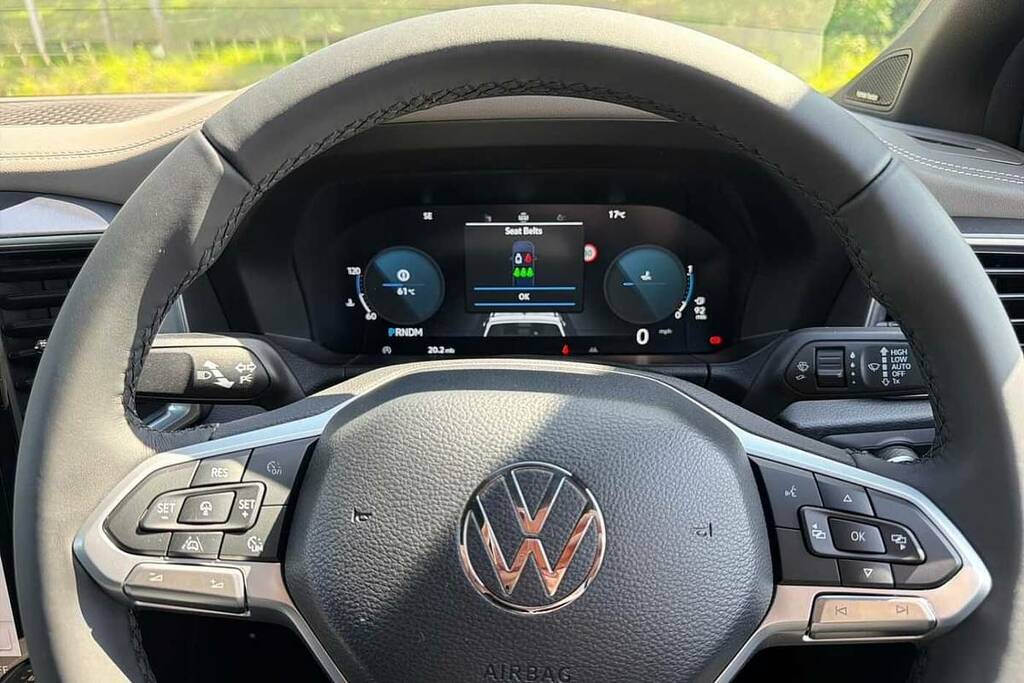 Volkswagen Amarok Style Red #17