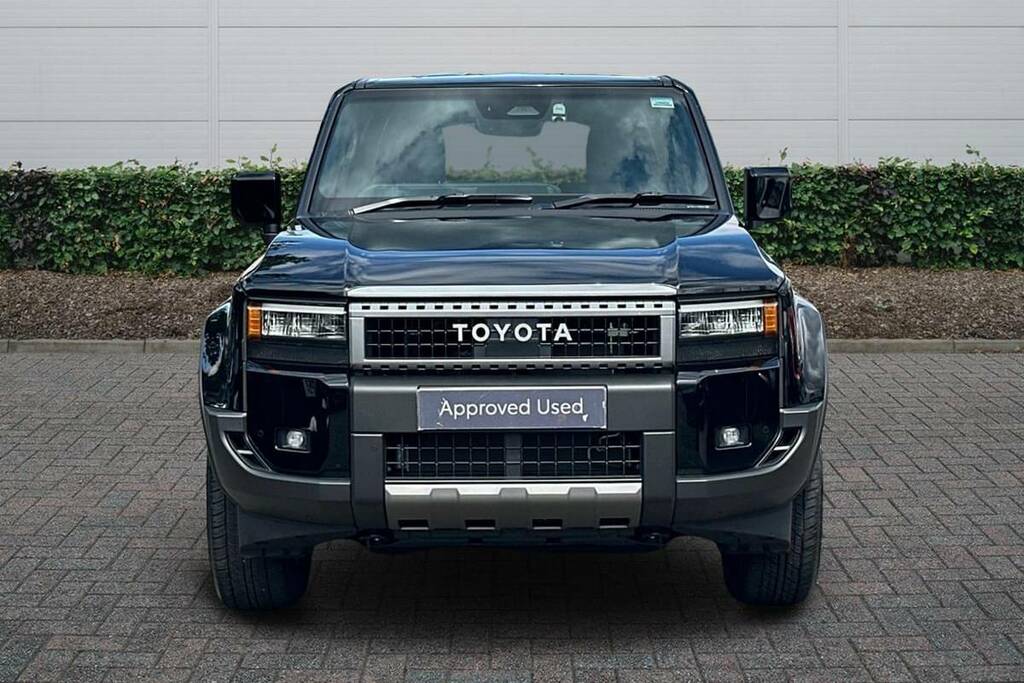 Toyota Land Cruiser 2.8D 205 Commercial Black #3