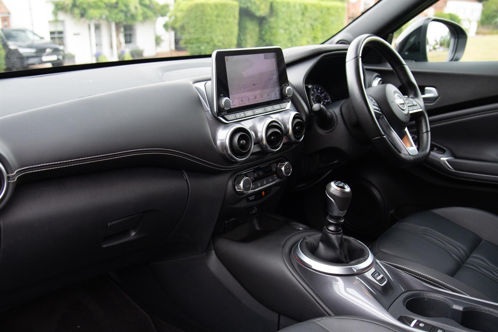 Nissan Juke 1.0 Dig-t Tekna Euro 6 Ss LF72HXS  #3