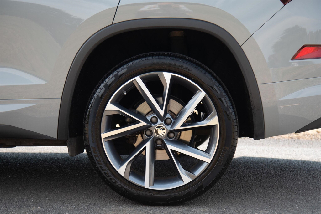 Skoda Kodiaq 1.5 Tsi Sport Line Dsg 7 Seat Black #10