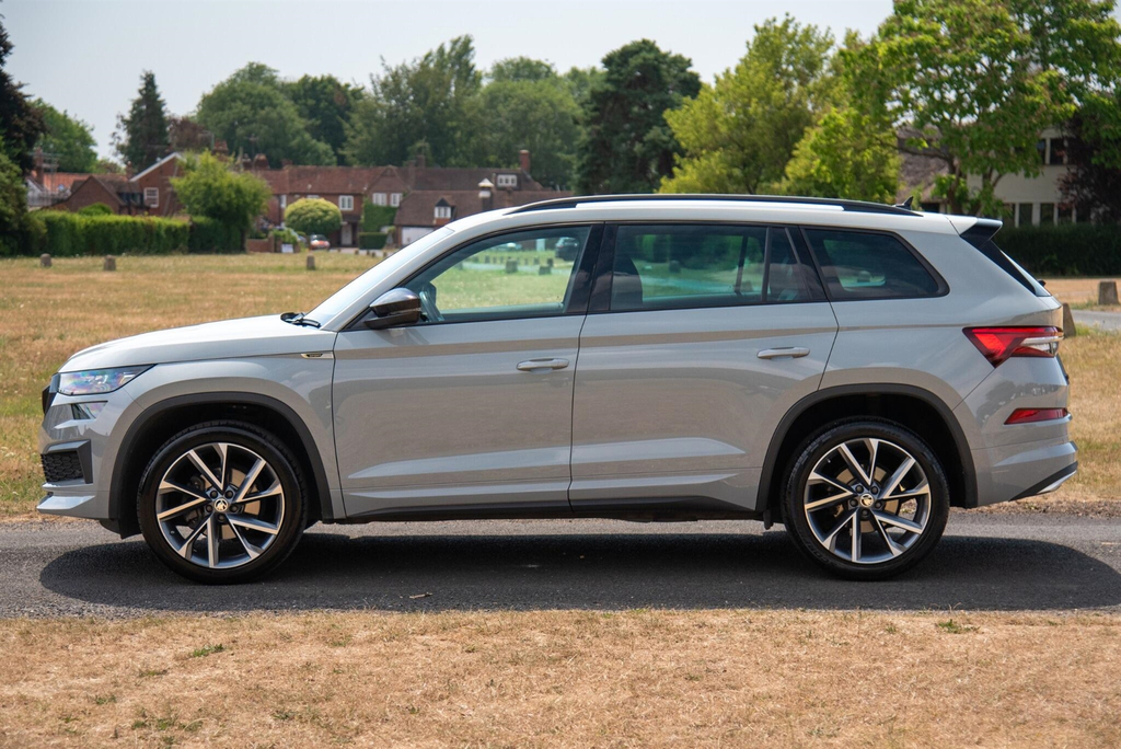Skoda Kodiaq 1.5 Tsi Sport Line Dsg 7 Seat Black #14