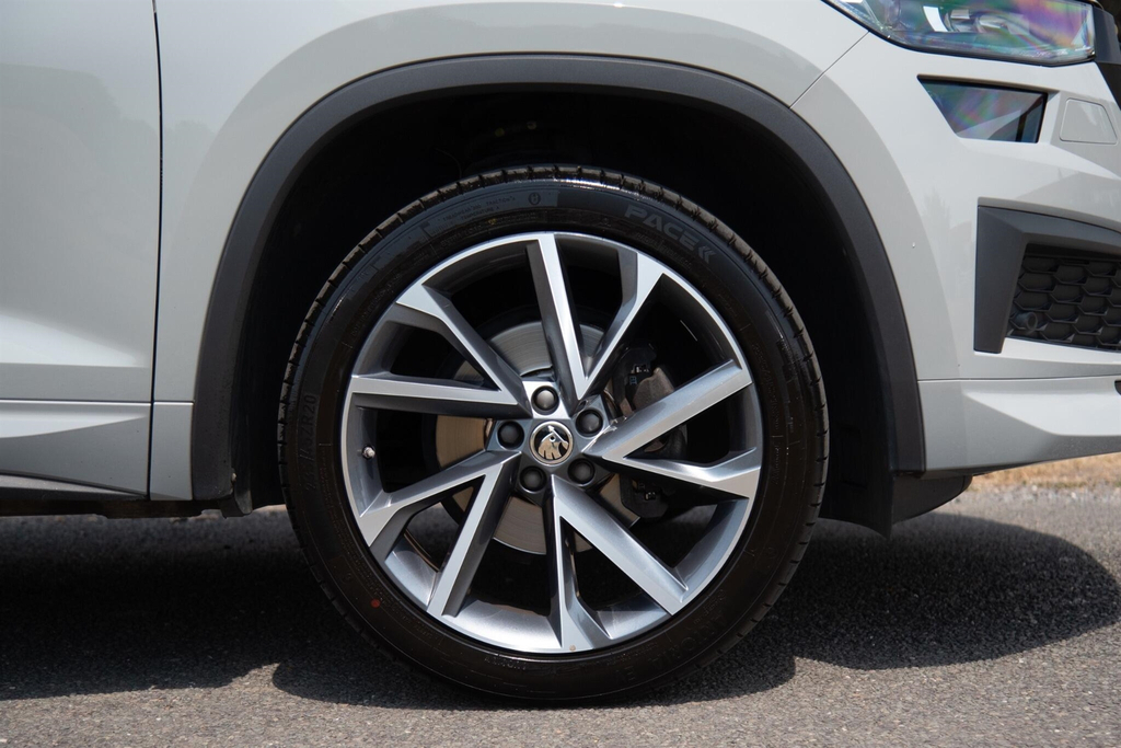 Skoda Kodiaq 1.5 Tsi Sport Line Dsg 7 Seat Black #8