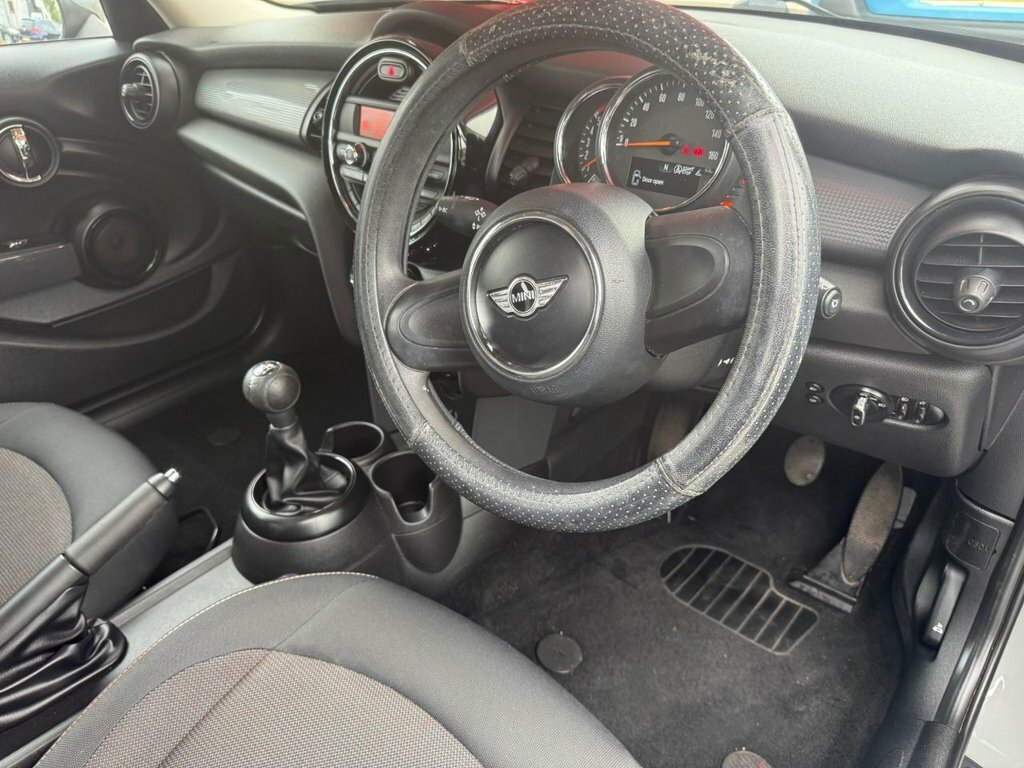 Mini Hatch 1.5L Cooper D Grey #2