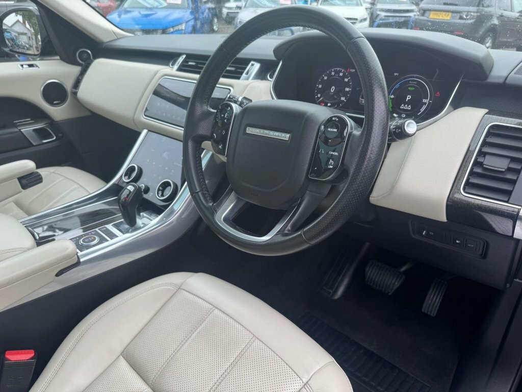 Land Rover Range Rover Sport 2L Hse WV69LGL Black #4