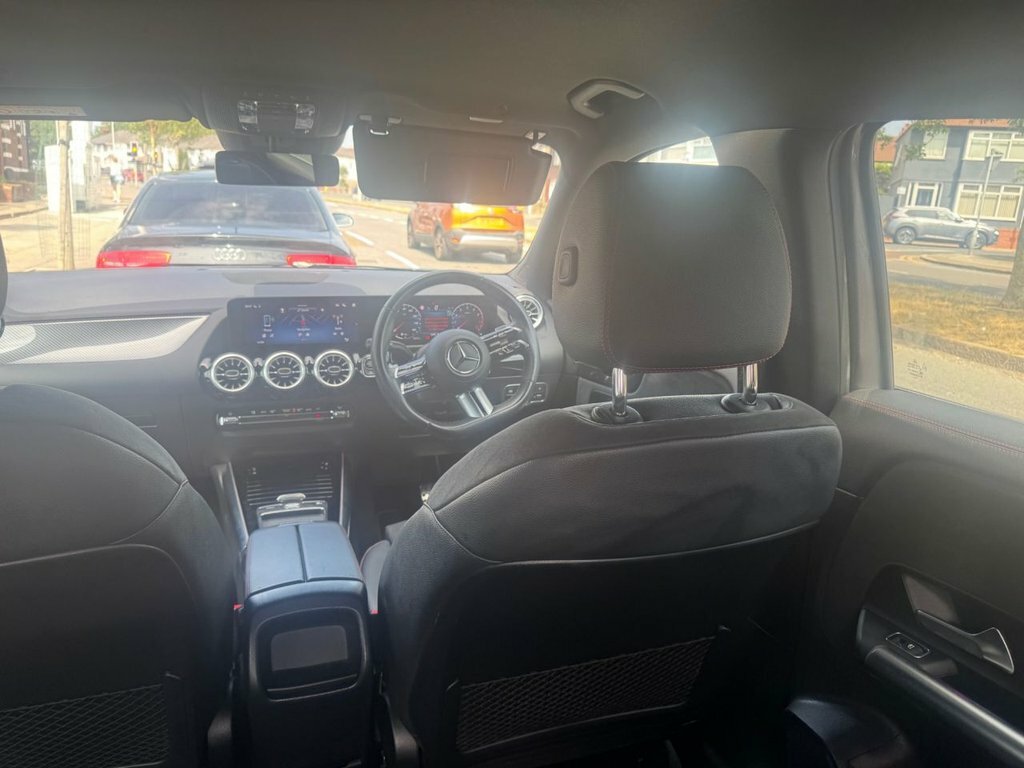 Mercedes-Benz GLA Class Suv Black #18