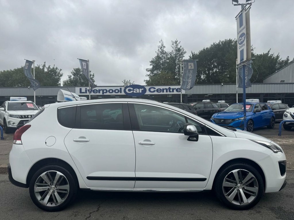 Peugeot 3008 1.6L Allure White #2