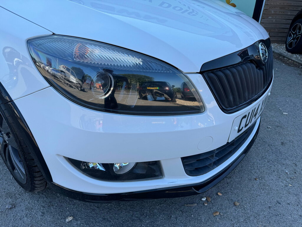Skoda Fabia 1.2L 1.2 Tdi Greenline II Euro 5 Ss White #5