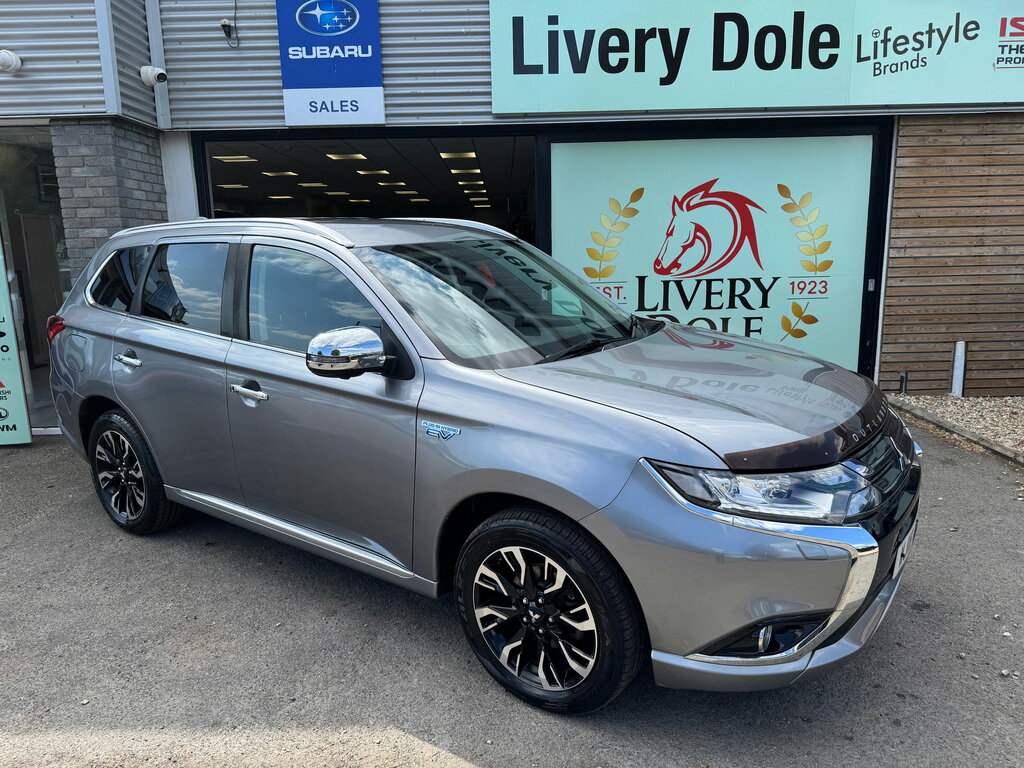 Mitsubishi Outlander 2.0H 12Kwh 4H Suv Plug-in Hybrid Cvt 4W Grey